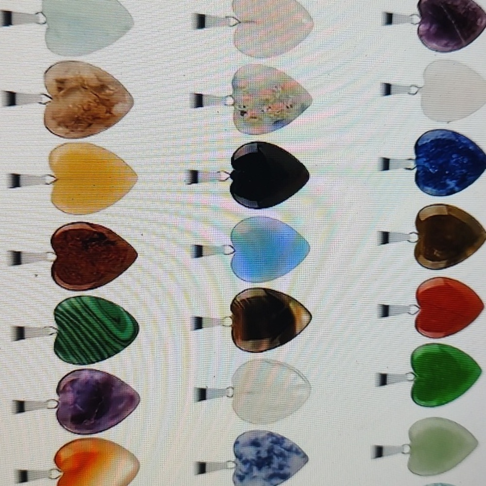 NWT Heart Pendant Necklace-various color options - Picture 3 of 3